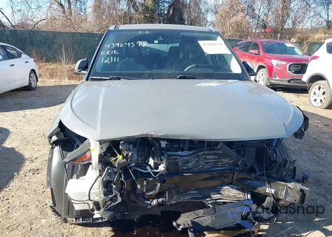 2021 Hyundai Venue Se z USA, uszkodzony, nr VIN KMHRB8A3XMU121038